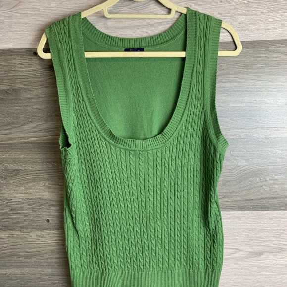 Green Knit Sweater Vest - Picture 2 of 4